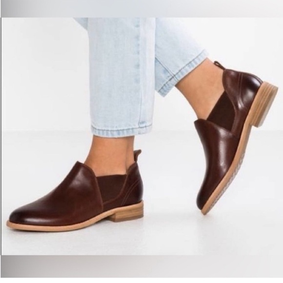 Clarks Shoes - Clarks Women’s Brown Leather Chelsea Loafers Ankle Boots Size 6